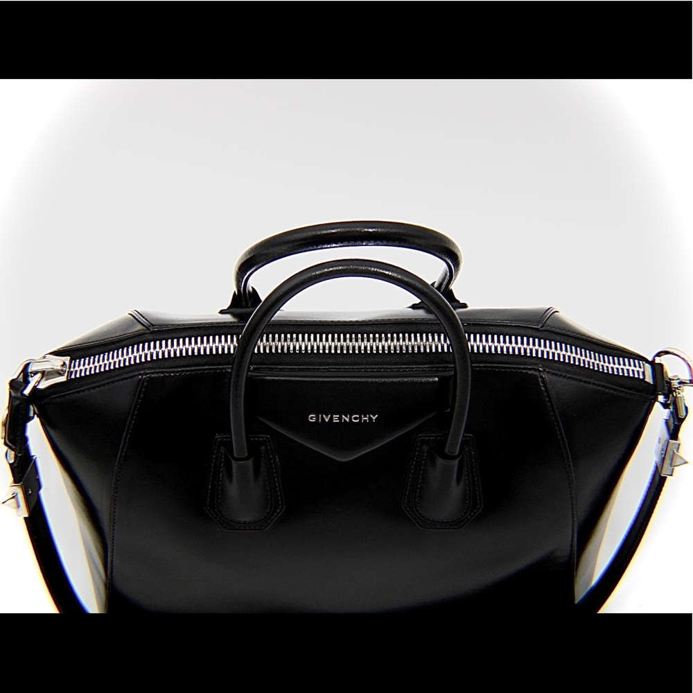Givenchy Handbag - Picture 4 of 16